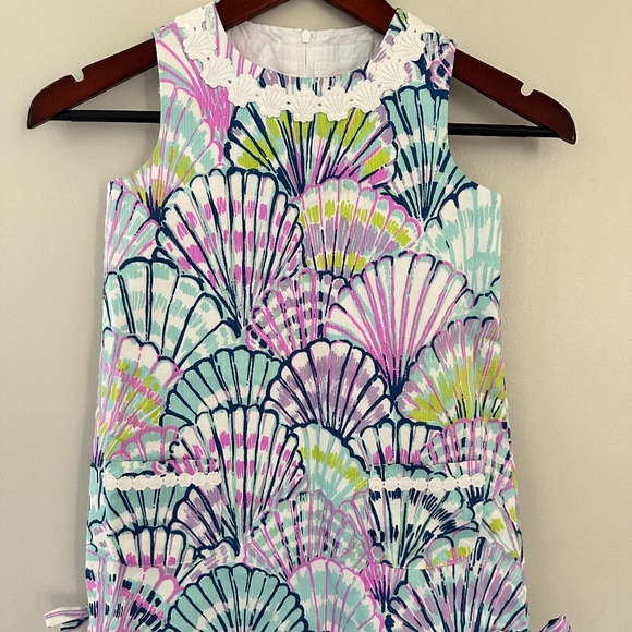 Lilly Pulitzer Other - Lilly Pulitzer Girls "Oh Shello" Shift Dress SZ 6